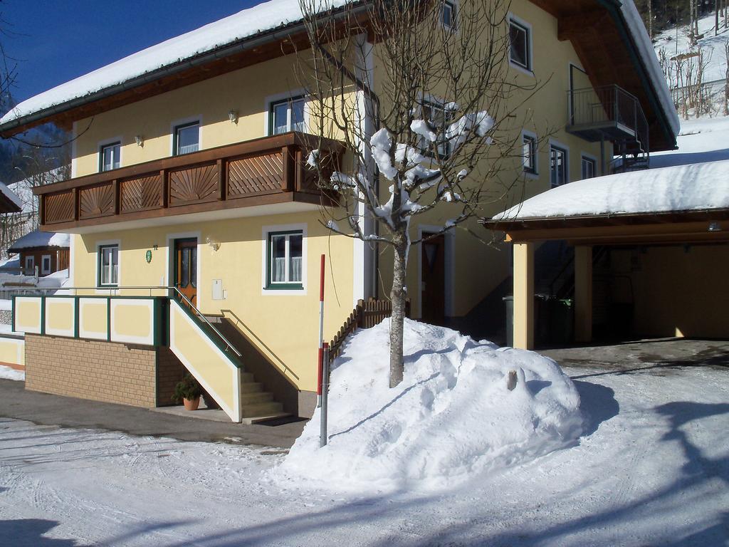 Apartment Haus Mary Russbach am Pass Gschuett