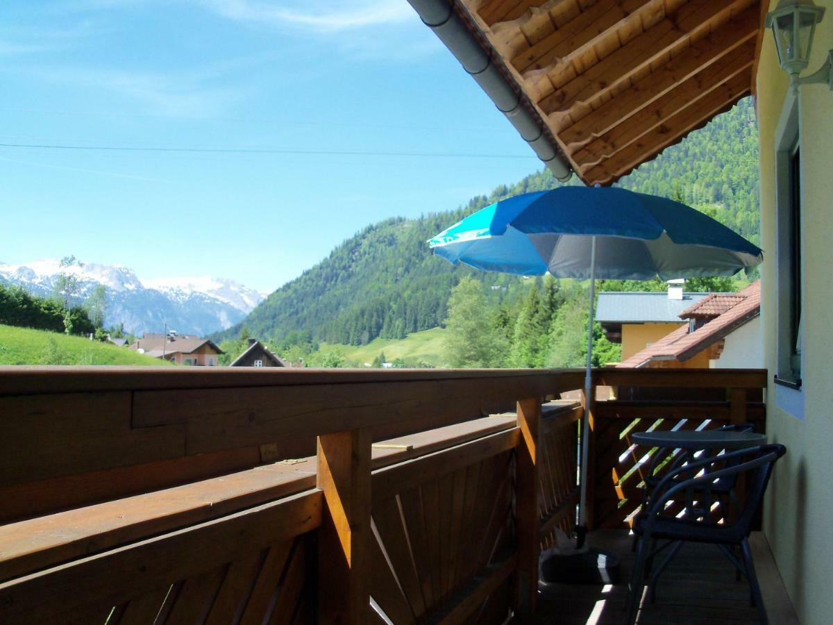 Haus Mary Russbach am Pass Gschuett