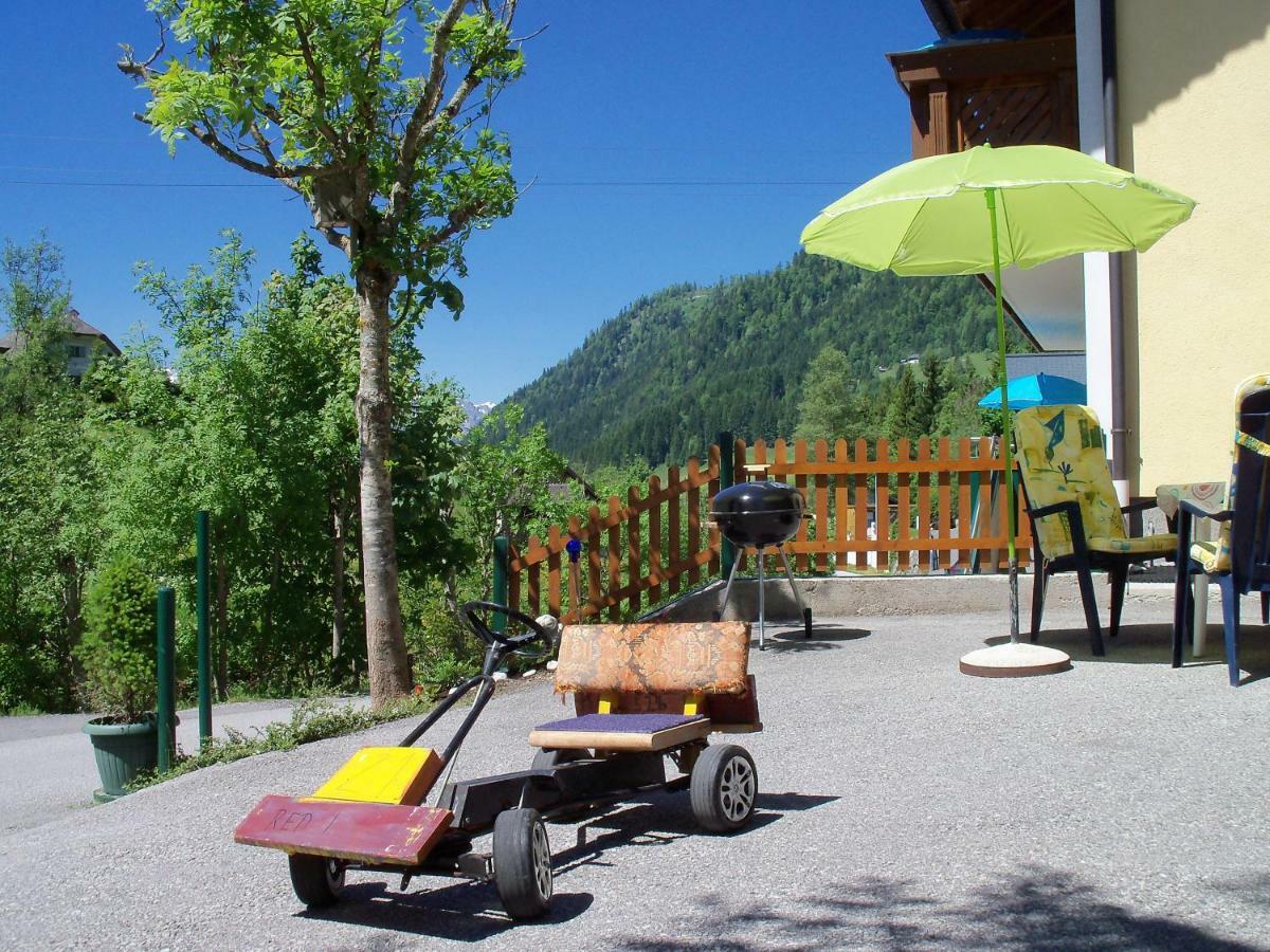 Haus Mary Apartment Russbach am Pass Gschuett